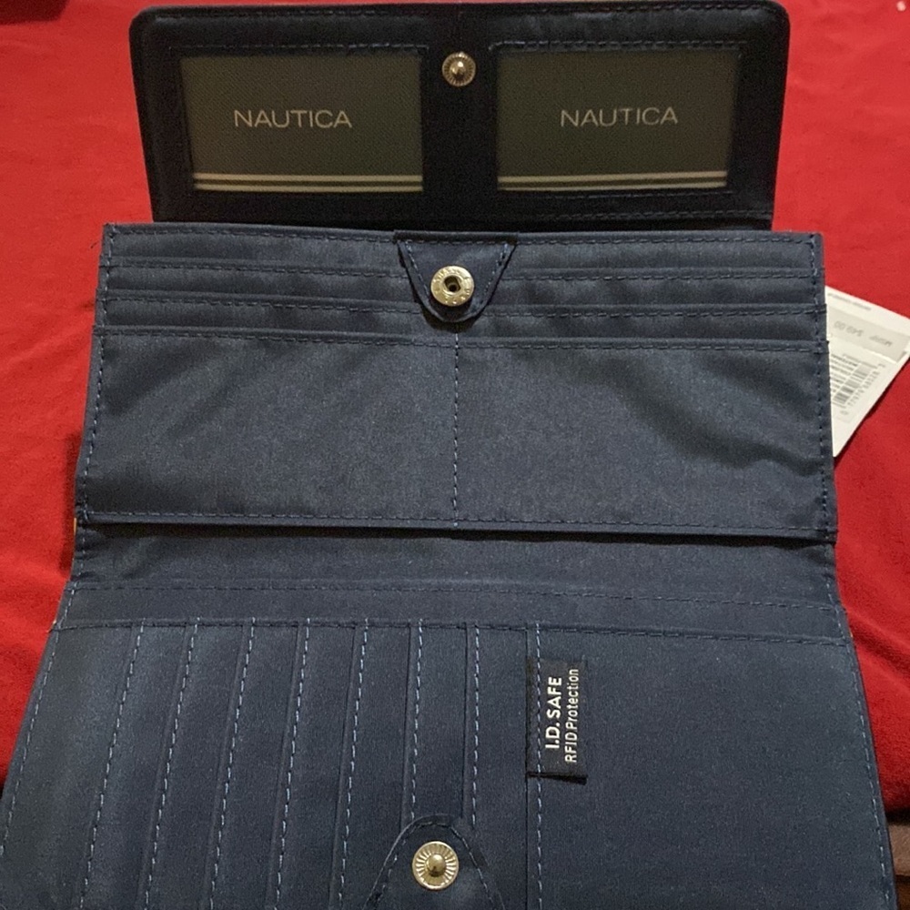 NWT 🔥 Náutica wallet - Picture 11 of 11